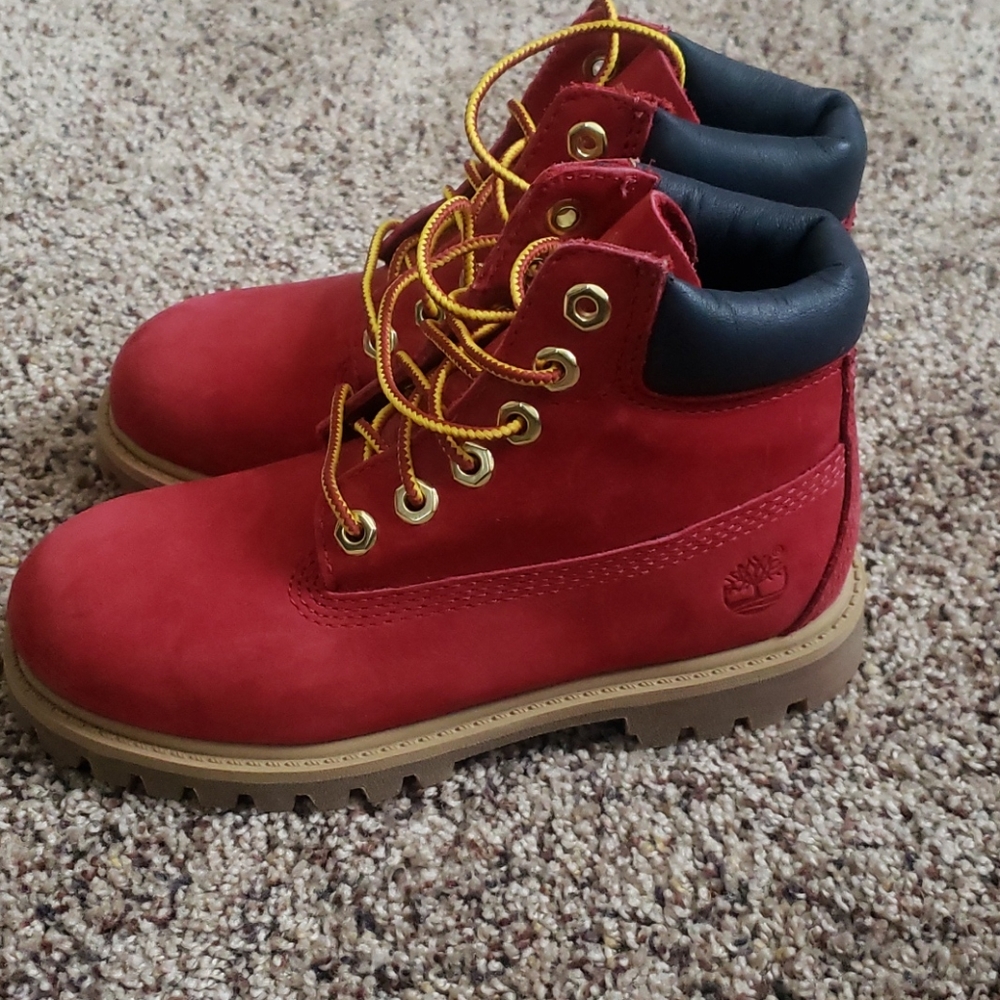 Kids Timberlands - Picture 2 of 3